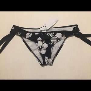 2FOR15 O’Neill bikini bottoms
